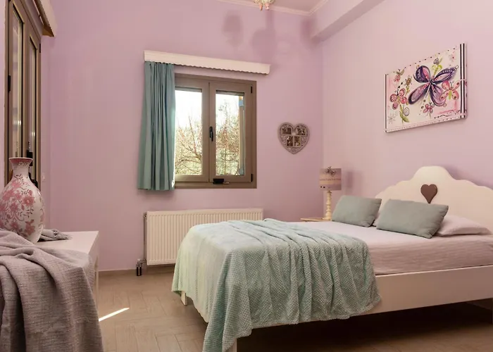 Astarte - Stilvi 4 Bedroom Private With Pool *
