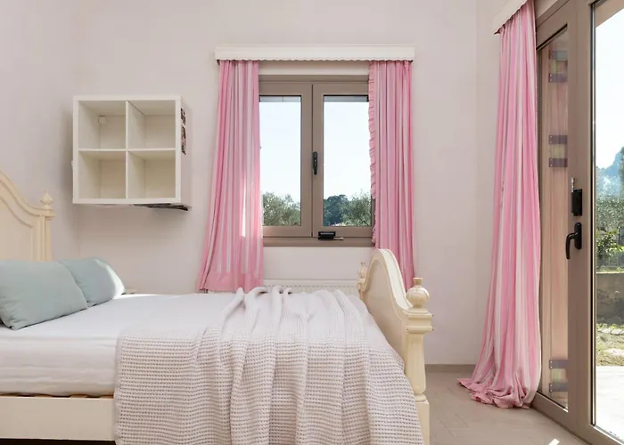 Astarte - Stilvi 4 Bedroom Private With Pool 빌라