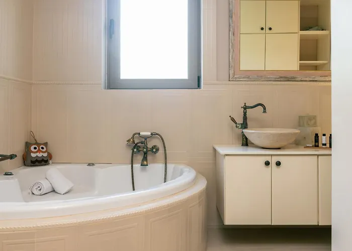 Astarte - Stilvi 4 Bedroom Private With Pool Akrotiri (Zakynthos)